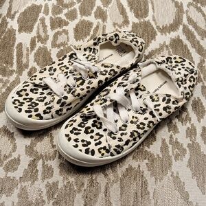 TIME and Tru Cheetah Print Slip on Memory Foam Size 6